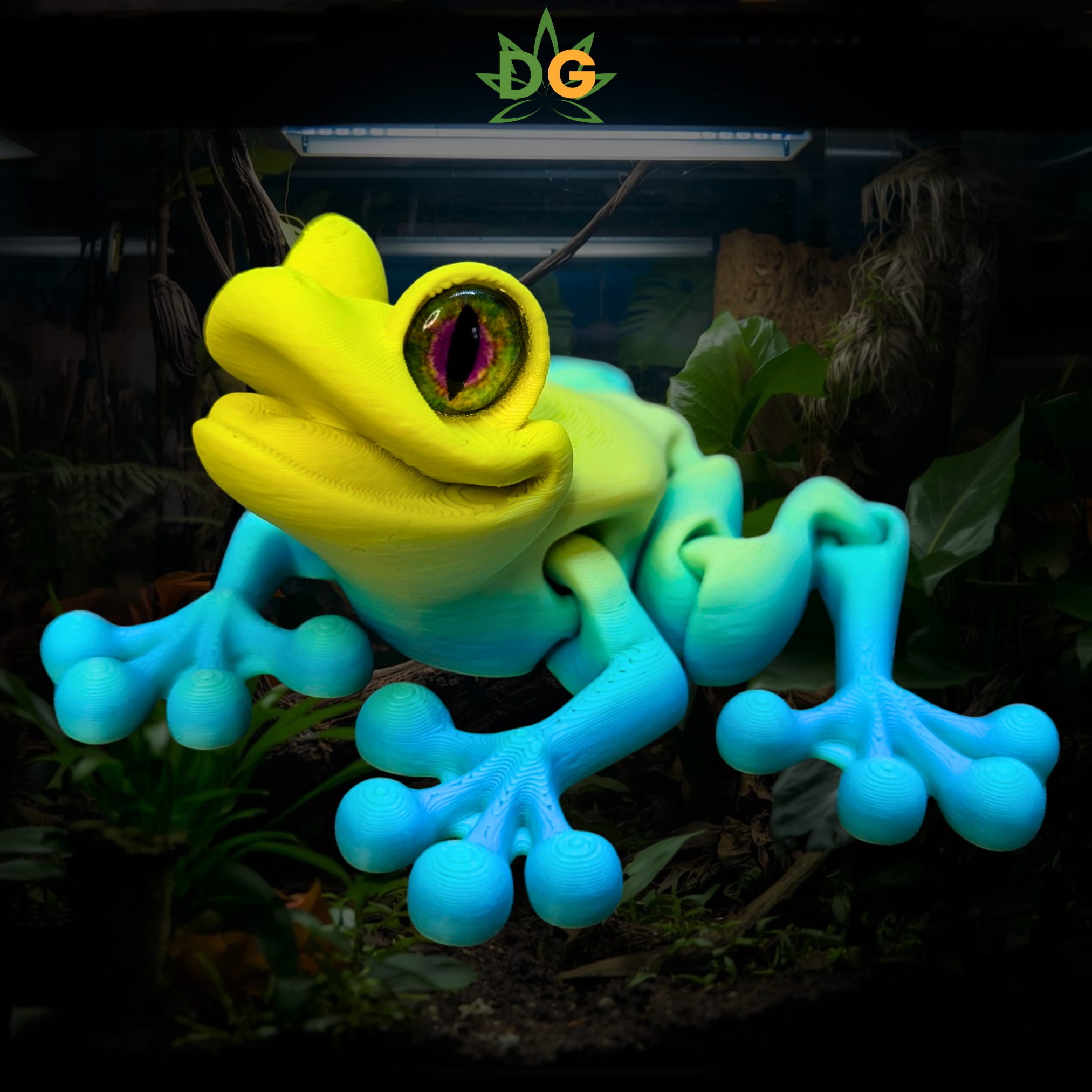 Color Shifting Tree Frog Flexi - 3D Printed Frog with Glass Eyes