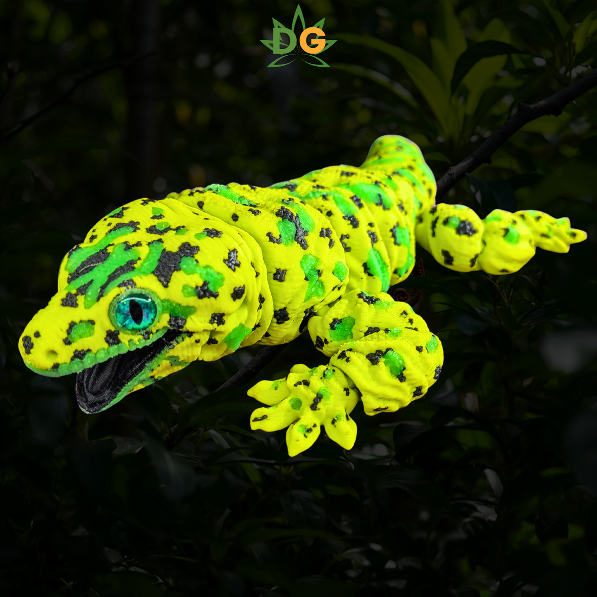 Yellow/Green Leachie Gecko Lizard | Glow in the Dark | Glass Eyes | 3D Printed Desk Pet