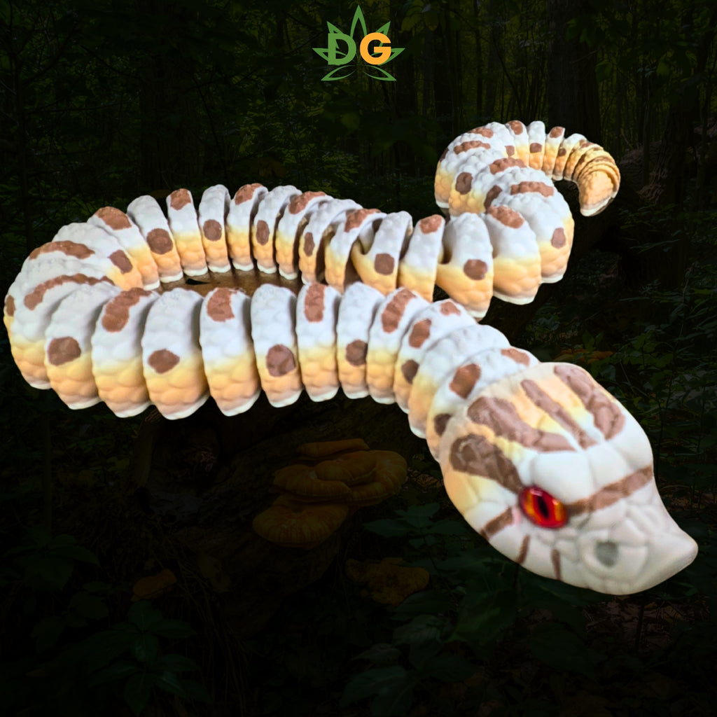 Hognose Snake Flexi, Articulated Reptile with Glass Eyes